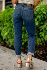 The Raelynn Mid Rise Slim Jean